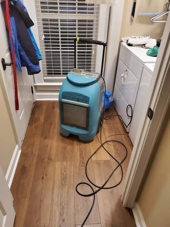 Commercial dehumidifier deployed for Flood Damage Cleanup in Murray